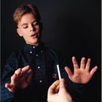 enfant cigarette enfant cigarette